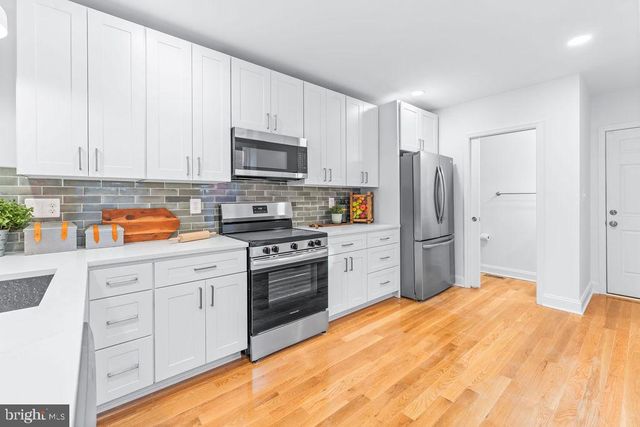 107 FULTON AVE, Baltimore, MD 21223