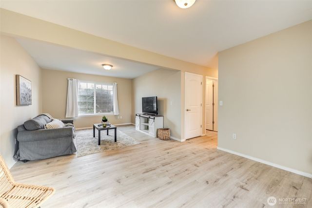 6010 52nd Street NE, Marysville, WA 98270