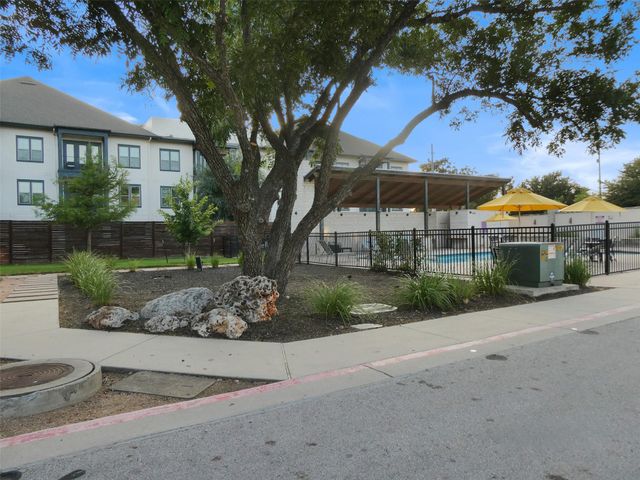 13501 CIBOLO TRCE 180, Austin, TX 78717