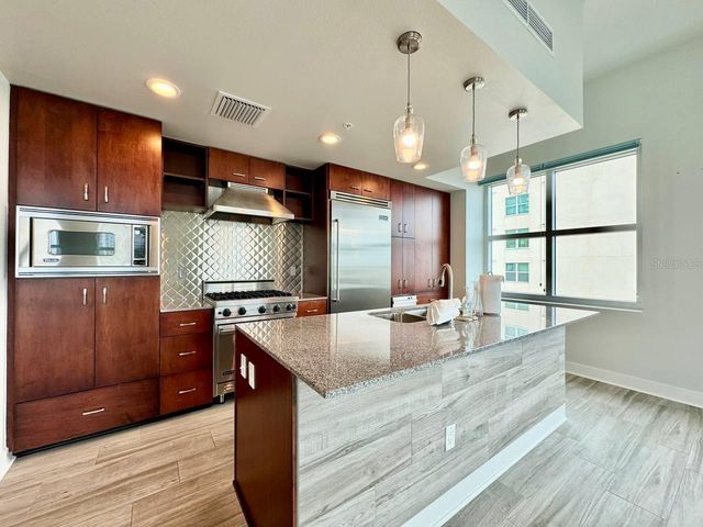 1208 E KENNEDY BOULEVARD 834, Tampa, FL 33602