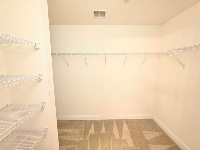 624 Main St Apt 6, Fremont, NH 03044
