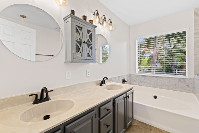 633 Gate Post Drive, Mount Pleasant, SC 29464