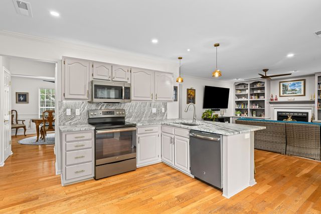 633 Gate Post Drive, Mount Pleasant, SC 29464