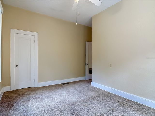 224 S SALISBURY AVENUE, Deland, FL 32720