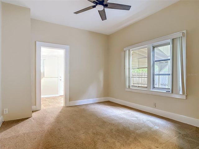 224 S SALISBURY AVENUE, Deland, FL 32720