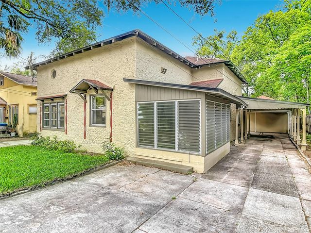 224 S SALISBURY AVENUE, Deland, FL 32720