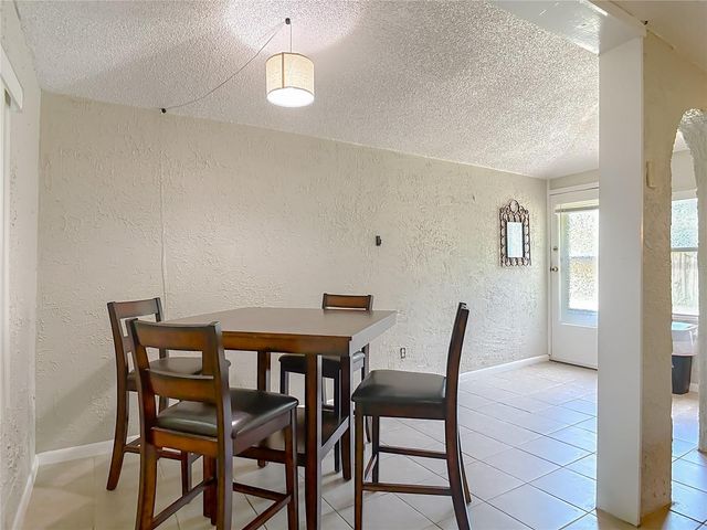 224 S SALISBURY AVENUE, Deland, FL 32720