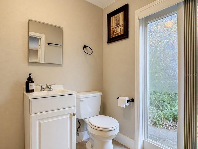 224 S SALISBURY AVENUE, Deland, FL 32720