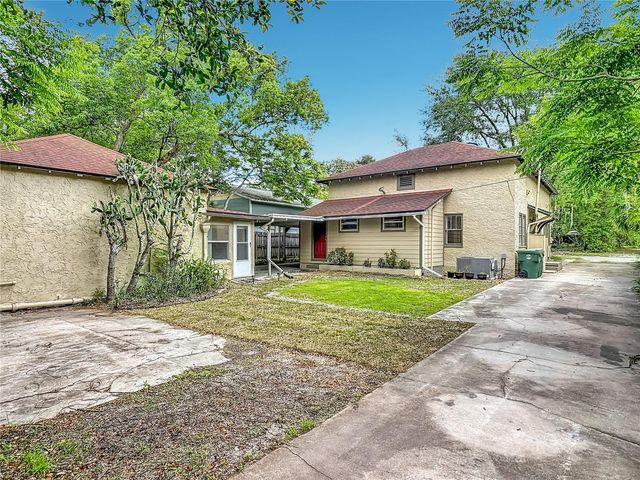 224 S SALISBURY AVENUE, Deland, FL 32720
