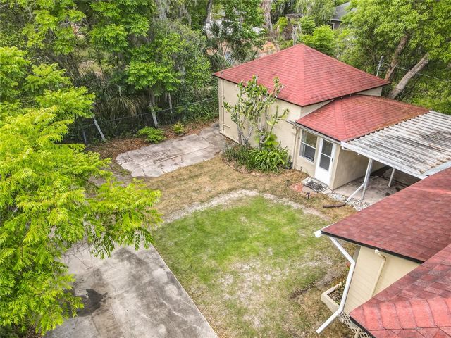 224 S SALISBURY AVENUE, Deland, FL 32720