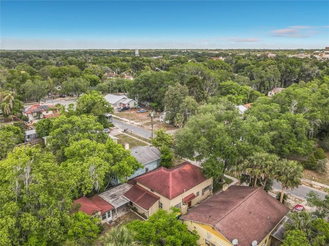 224 S SALISBURY AVENUE, Deland, FL 32720