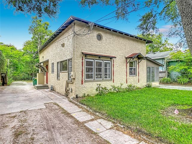 224 S SALISBURY AVENUE, Deland, FL 32720