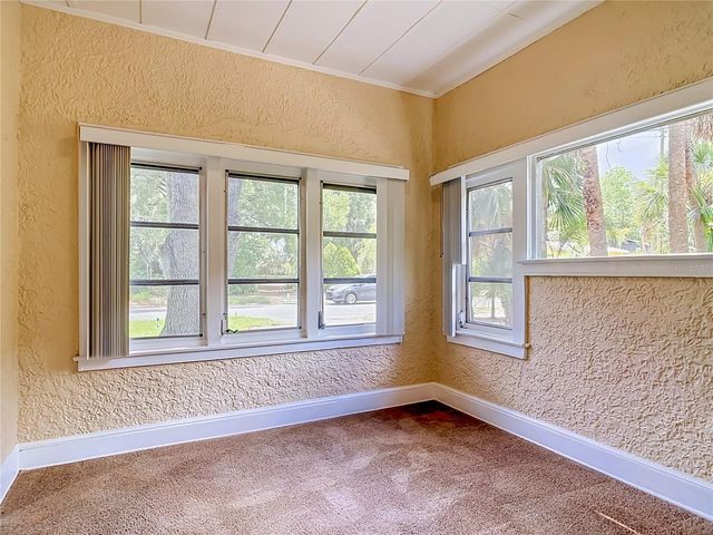 224 S SALISBURY AVENUE, Deland, FL 32720