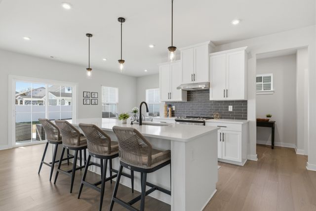 2119 Hideaway Ln, Murfreesboro, TN 37128