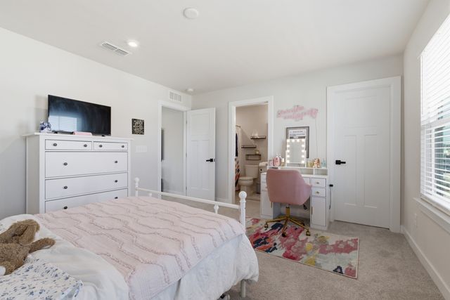 2119 Hideaway Ln, Murfreesboro, TN 37128