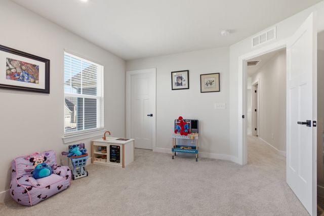 2119 Hideaway Ln, Murfreesboro, TN 37128