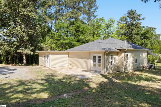 122 Sunset Drive, Gaffney, SC 29340