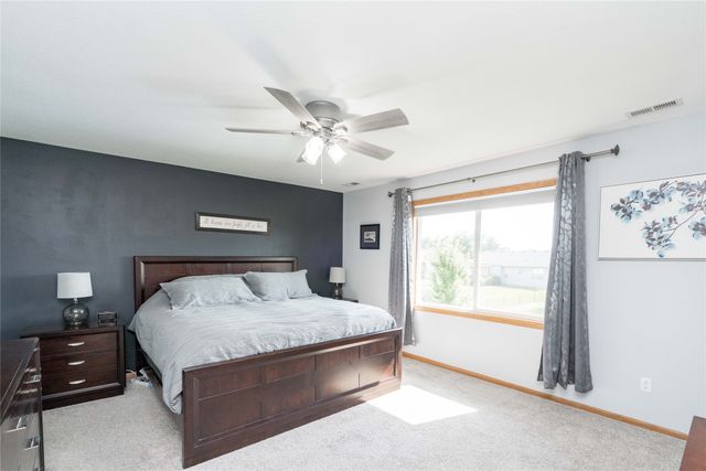 3001 SE Cobblestone Drive, Grimes, IA 50111