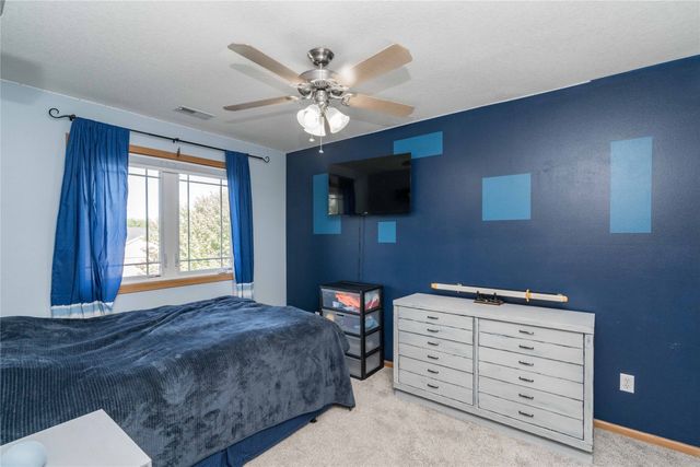 3001 SE Cobblestone Drive, Grimes, IA 50111