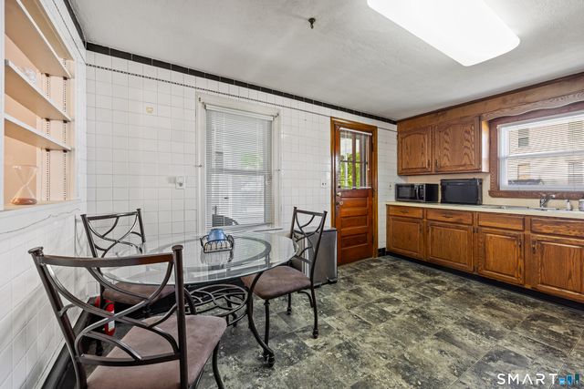 34 Rutland Street, Waterbury, CT 06708