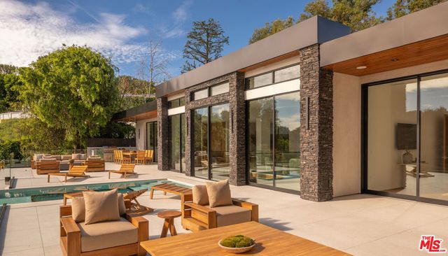 12752 Mulholland Drive, Beverly Hills, CA 90210