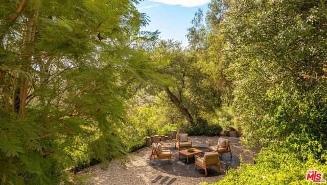 12752 Mulholland Drive, Beverly Hills, CA 90210