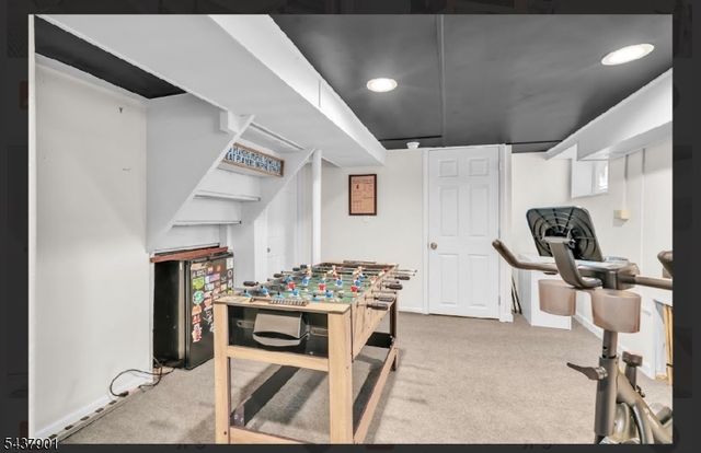 518 Miner Ter, Linden City, NJ 07036