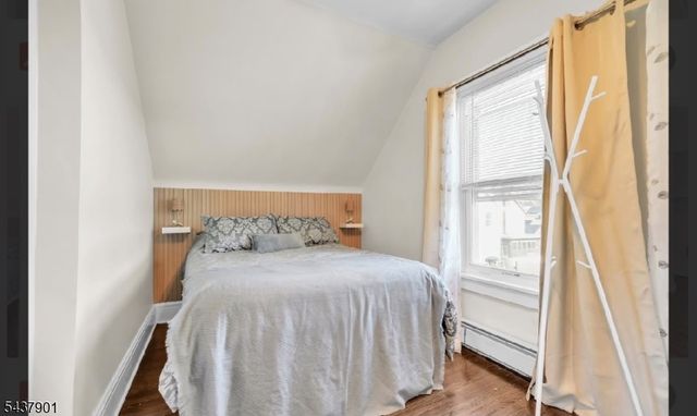 518 Miner Ter, Linden City, NJ 07036