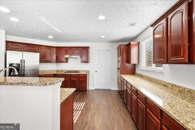 889 Bramble Way, Grayson, GA 30017