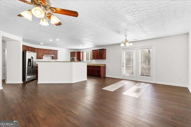 889 Bramble Way, Grayson, GA 30017