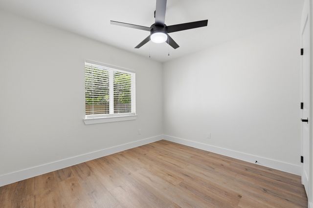 6656 Starnes Road, Watauga, TX 76148