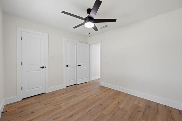 6656 Starnes Road, Watauga, TX 76148