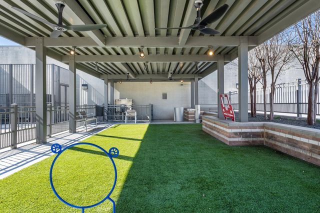 2724 Kipling Street 504, Houston, TX 77098