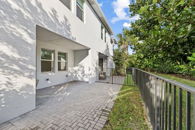 16370 Oakview Drive, Westlake, FL 33470