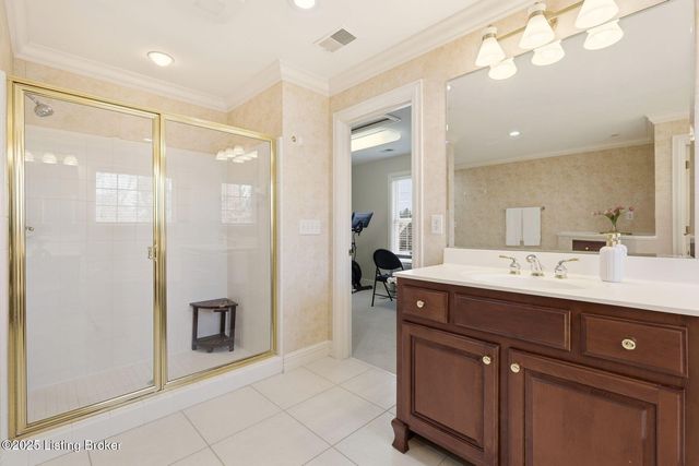 12808 Crestview Cove, Prospect, KY 40059