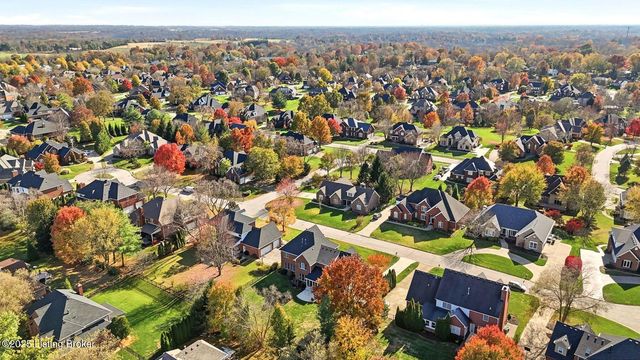 12808 Crestview Cove, Prospect, KY 40059