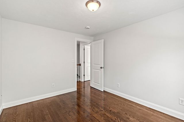 24 Bartlett Ave 24, Chelmsford, MA 01824