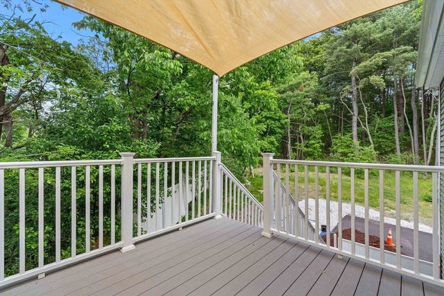 24 Bartlett Ave 24, Chelmsford, MA 01824