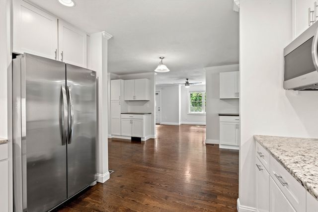 24 Bartlett Ave 24, Chelmsford, MA 01824