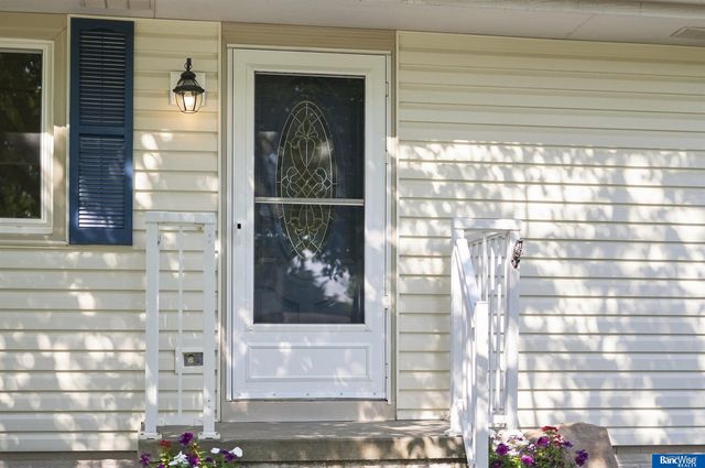 1539 SW 13 Street, Lincoln, NE 68522
