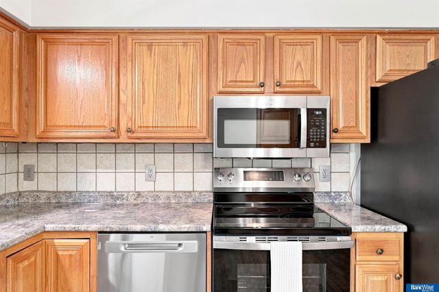 1539 SW 13 Street, Lincoln, NE 68522