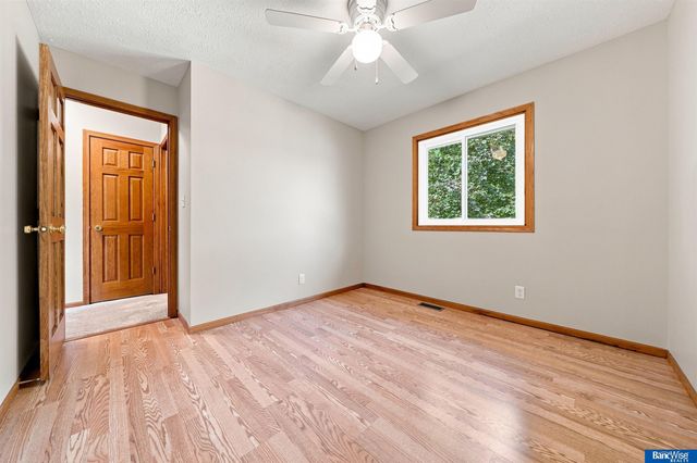 1539 SW 13 Street, Lincoln, NE 68522