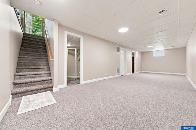 1539 SW 13 Street, Lincoln, NE 68522