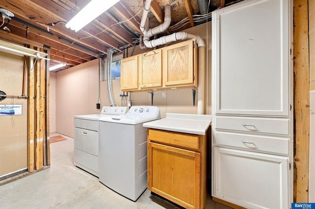 1539 SW 13 Street, Lincoln, NE 68522