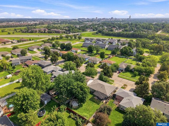 1539 SW 13 Street, Lincoln, NE 68522