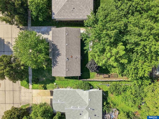 1539 SW 13 Street, Lincoln, NE 68522