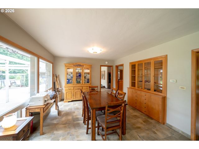 455 W HIGH St, Stayton, OR 97383