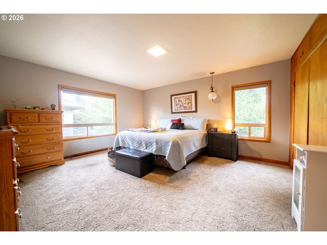 455 W HIGH St, Stayton, OR 97383