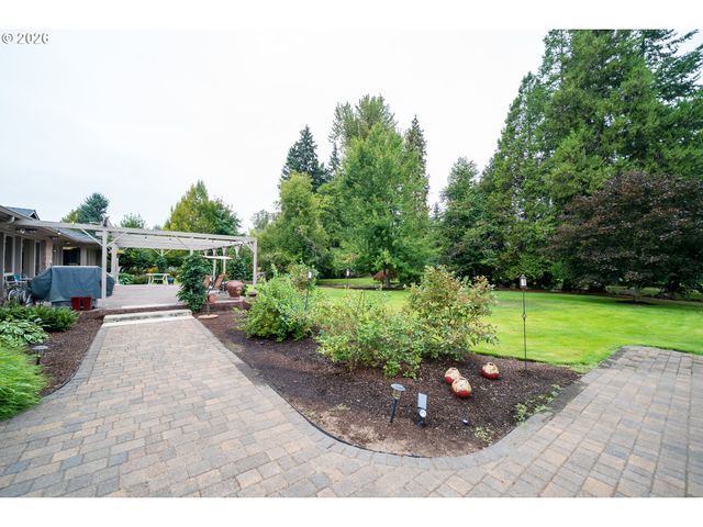 455 W HIGH St, Stayton, OR 97383