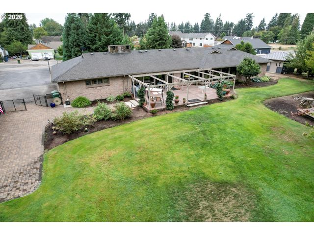 455 W HIGH St, Stayton, OR 97383